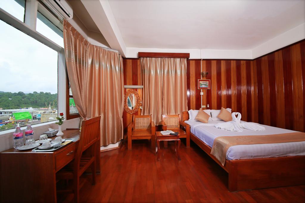 קלאו Winner Hotel מראה חיצוני תמונה