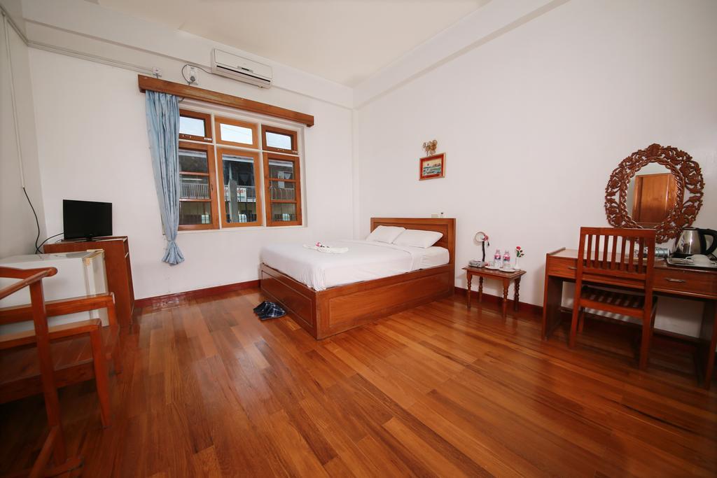 קלאו Winner Hotel מראה חיצוני תמונה