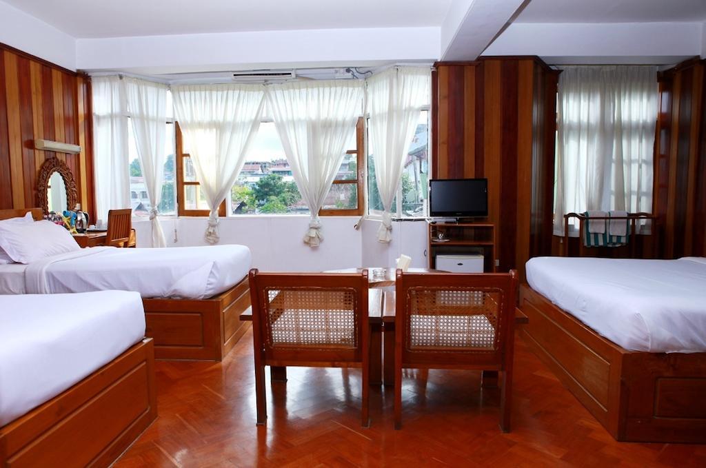 קלאו Winner Hotel מראה חיצוני תמונה
