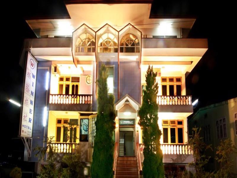 קלאו Winner Hotel מראה חיצוני תמונה